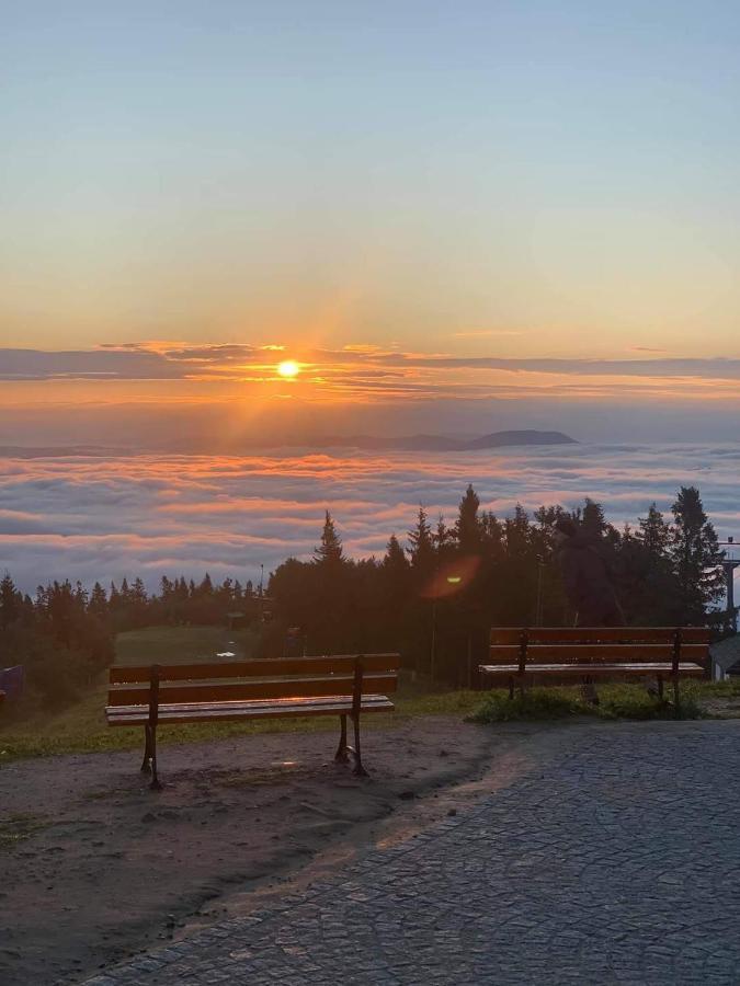 Schronisko Gorskie Pttk Na Jaworzynie Krynickiej Hostel