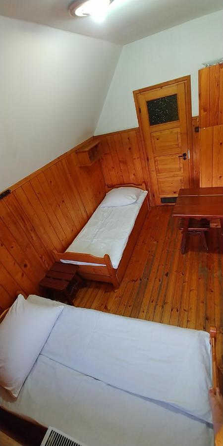 Schronisko Gorskie Pttk Na Jaworzynie Krynickiej Hostel